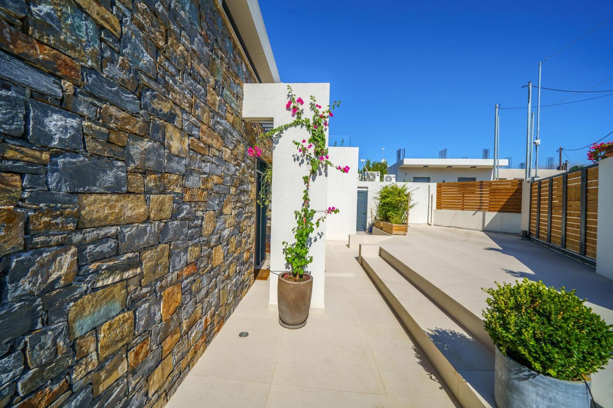 Villa Olira Alikianos Exterior photo